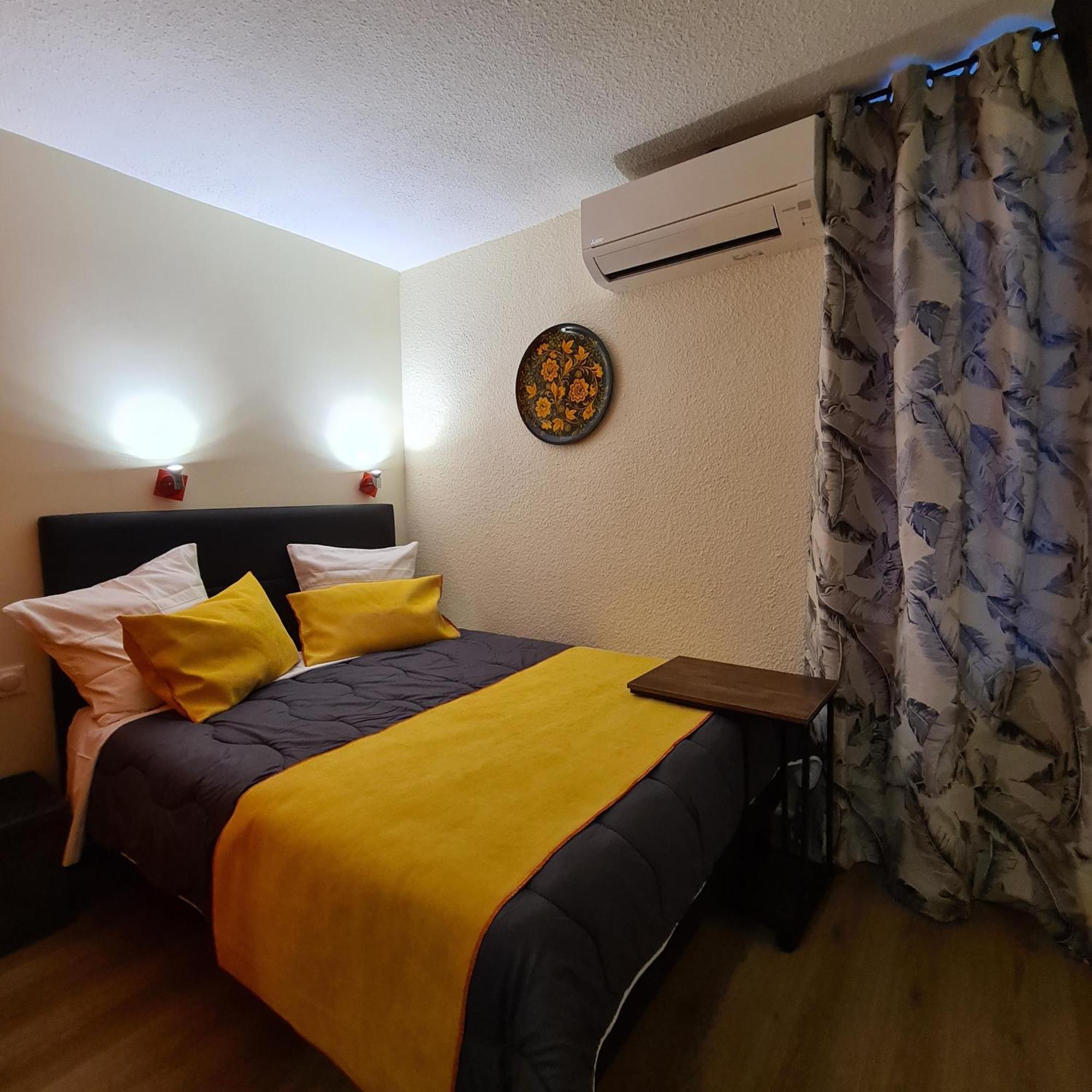 Hotel L'Etoile Aeroport - A61 Carcassonne Exteriér fotografie